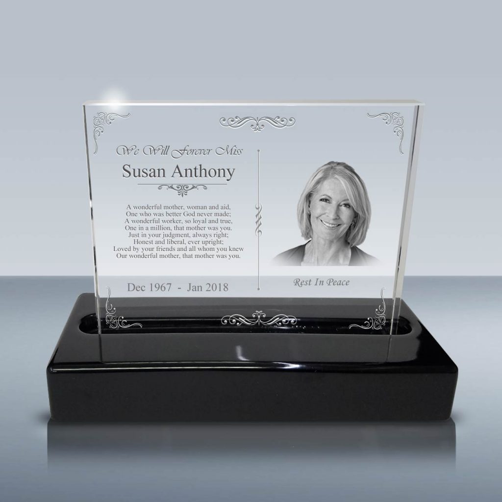 Rectangular Etched Picture in Crystal Memorial Plaque (018) Goodcount